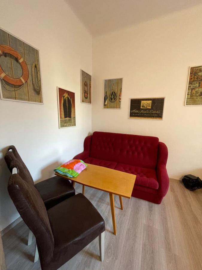 Red&Black Apartment City Centr, Na Hradbach 118 Ostrava Esterno foto
