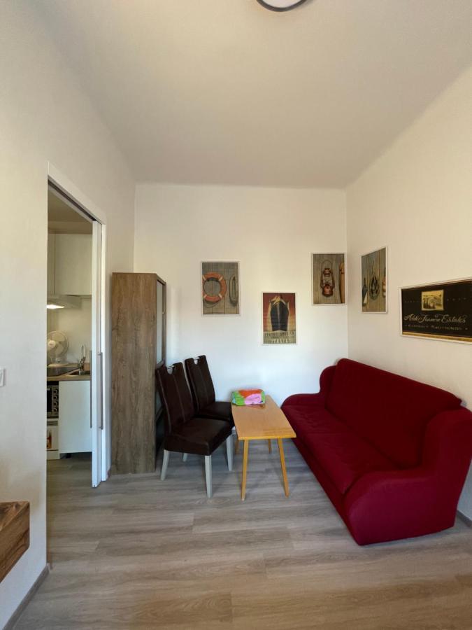 Red&Black Apartment City Centr, Na Hradbach 118 Ostrava Esterno foto